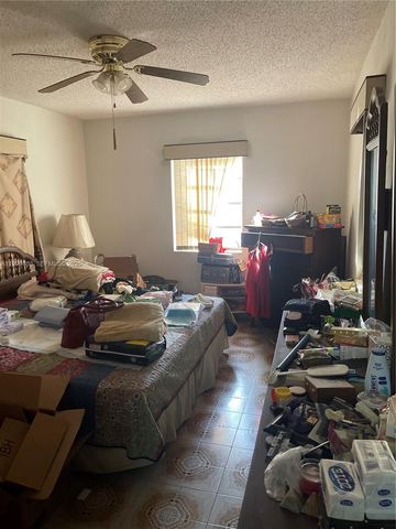 1040 NW 28th Ave, Miami, FL 33125