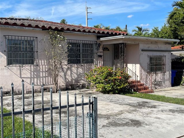 1040 NW 28th Ave, Miami, FL 33125
