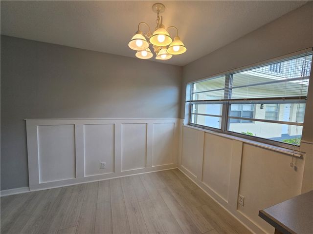 36 Pine Arbor Lane 102, Vero Beach, FL 32962