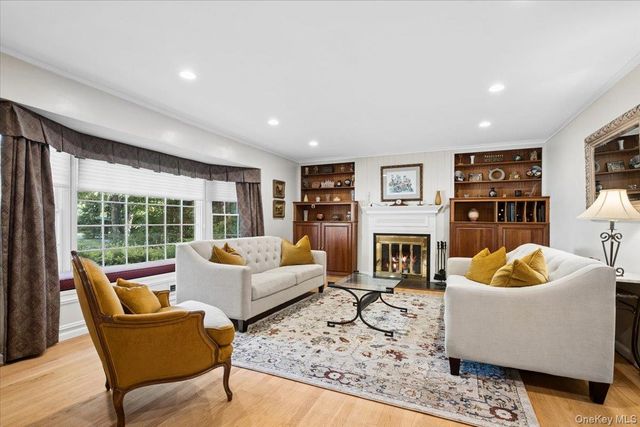 372 Fort Hill Road, Scarsdale, NY 10583