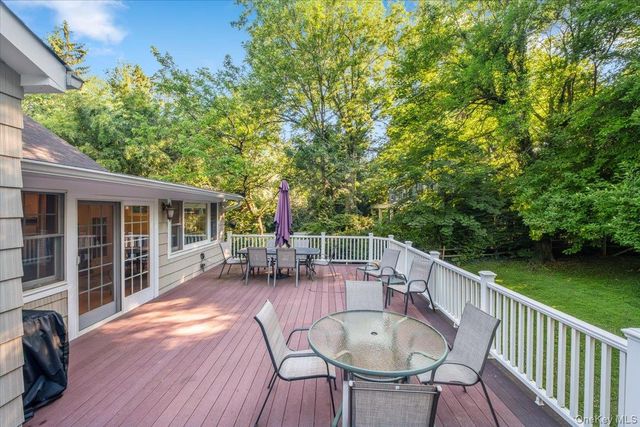 372 Fort Hill Road, Scarsdale, NY 10583