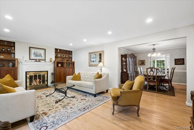 372 Fort Hill Road, Scarsdale, NY 10583