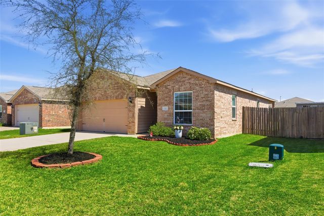 2322 Nautica Terrace Drive, Texas City, TX 77568