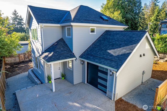 12029 40th Avenue NE #C, Seattle, WA 98125