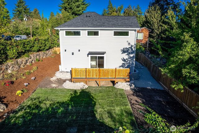 12029 40th Avenue NE #C, Seattle, WA 98125