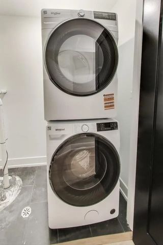 1311 N Rockwell Street 1, Chicago, IL 60622