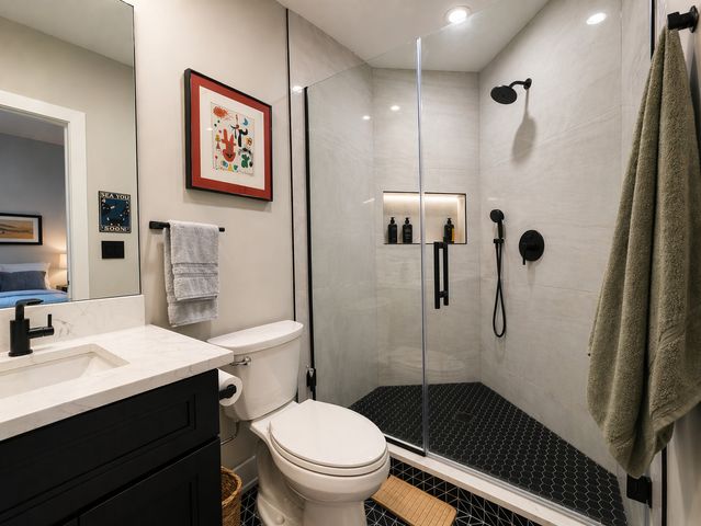 1311 N Rockwell Street 1, Chicago, IL 60622