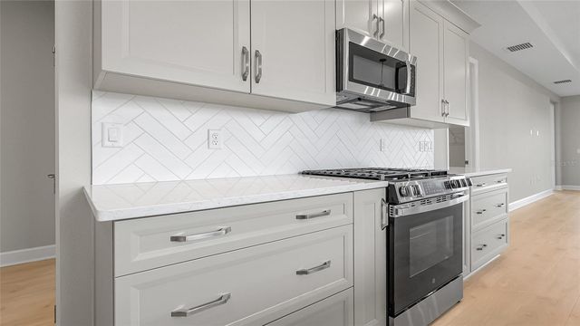 1457 SANTORINI WAY, Tavares, FL 32778