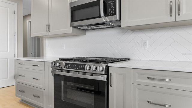 1457 SANTORINI WAY, Tavares, FL 32778