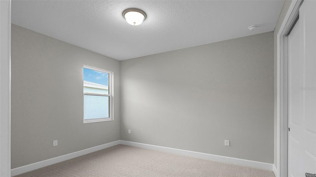 Image 30 of property listing at 1457 SANTORINI WAY, Tavares, FL 32778