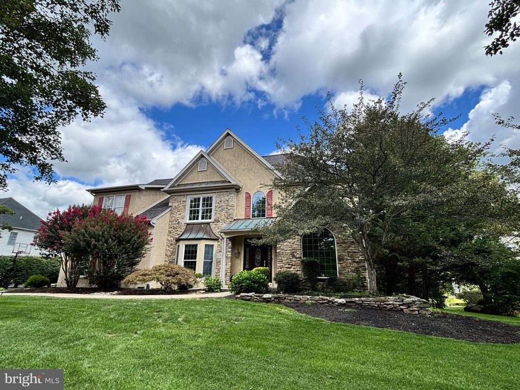 9 CEDAR CREST CT, DOYLESTOWN, PA 18901 — photo 4