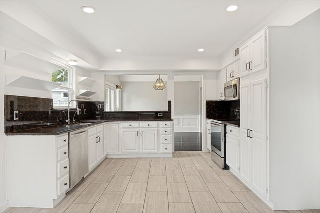 6004 Bent Creek Trail, Dallas, TX 75252