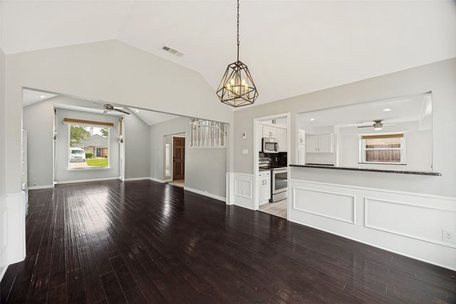 6004 Bent Creek Trail, Dallas, TX 75252