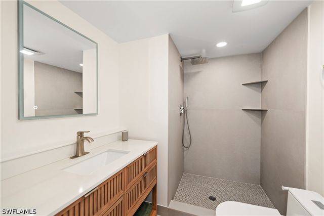 501 Forest Lakes BLVD 111, Naples, FL 34105