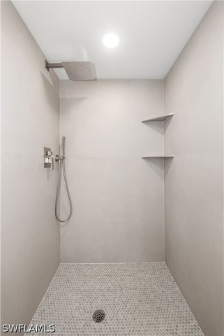 501 Forest Lakes BLVD 111, Naples, FL 34105