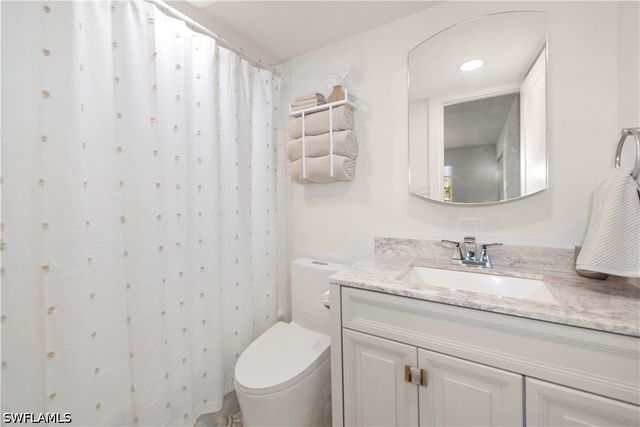 501 Forest Lakes BLVD 111, Naples, FL 34105