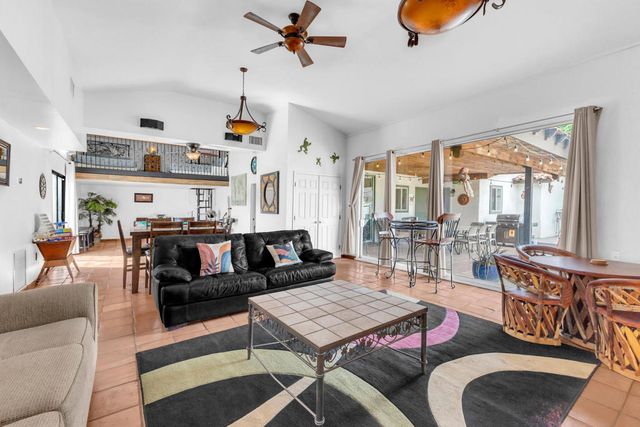 52426 Avenida Mendoza, La Quinta, CA 92253