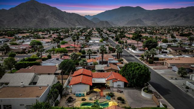52426 Avenida Mendoza, La Quinta, CA 92253