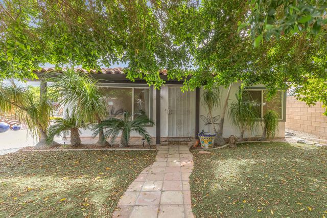 52426 Avenida Mendoza, La Quinta, CA 92253