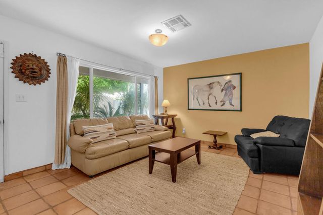 52426 Avenida Mendoza, La Quinta, CA 92253