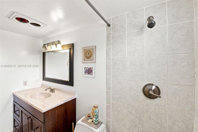 1025 SE 2nd Avenue 406, Dania Beach, FL 33004