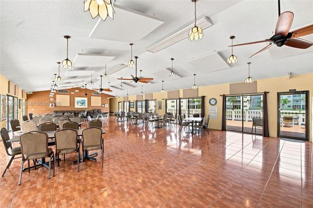 1025 SE 2nd Avenue 406, Dania Beach, FL 33004