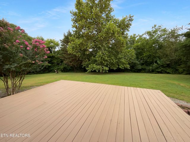 322 Chatuga Lane, Loudon, TN 37774