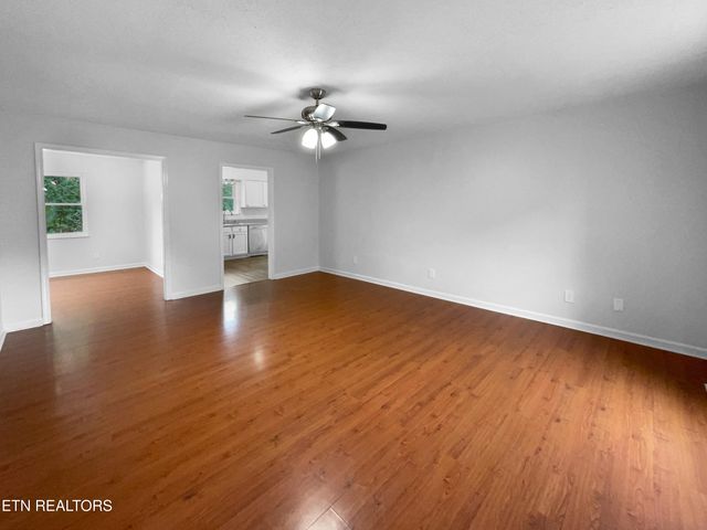 322 Chatuga Lane, Loudon, TN 37774