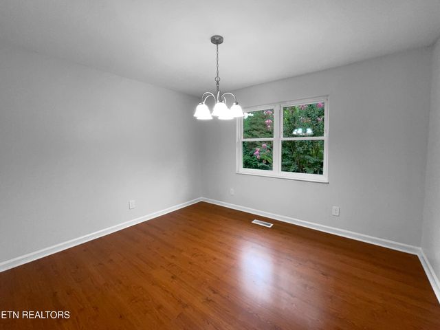 322 Chatuga Lane, Loudon, TN 37774