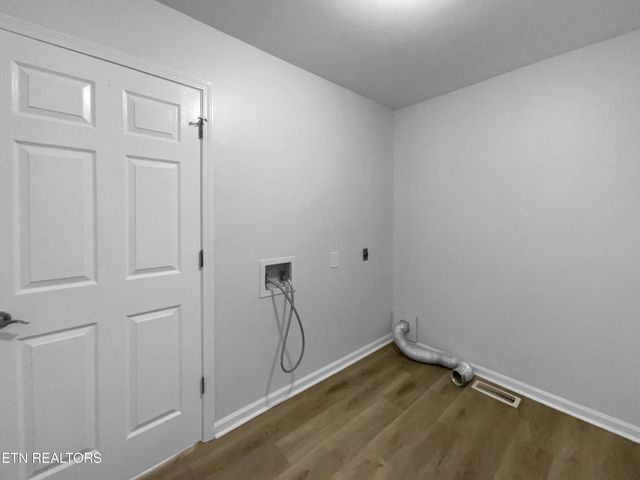 322 Chatuga Lane, Loudon, TN 37774