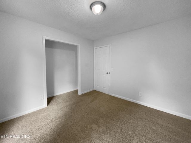 322 Chatuga Lane, Loudon, TN 37774