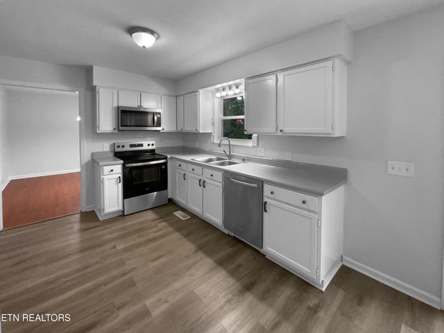 322 Chatuga Lane, Loudon, TN 37774