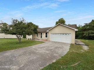 322 Chatuga Lane, Loudon, TN 37774
