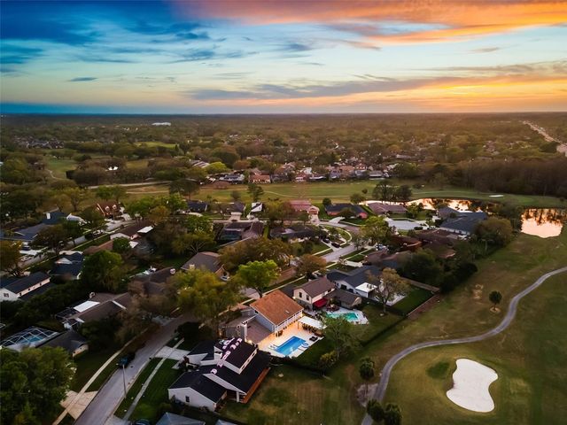 4009 PRIORY CIRCLE, Tampa, FL 33618