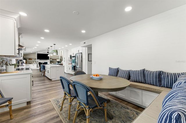 4009 PRIORY CIRCLE, Tampa, FL 33618