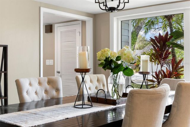 4009 PRIORY CIRCLE, Tampa, FL 33618