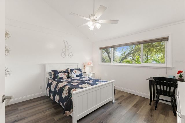 4009 PRIORY CIRCLE, Tampa, FL 33618