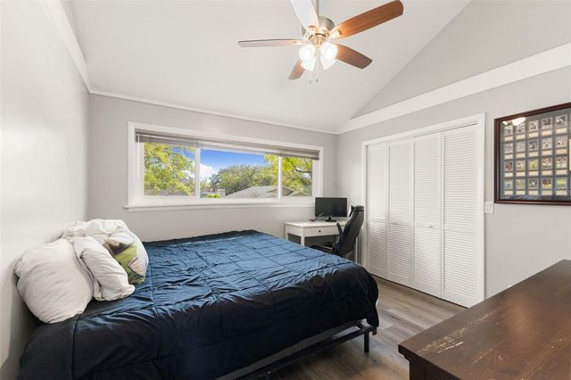 4009 PRIORY CIRCLE, Tampa, FL 33618