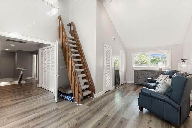 4009 PRIORY CIRCLE, Tampa, FL 33618