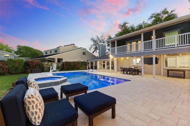 4009 PRIORY CIRCLE, Tampa, FL 33618