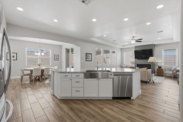 4025 Windy Road NE, Rio Rancho, NM 87144