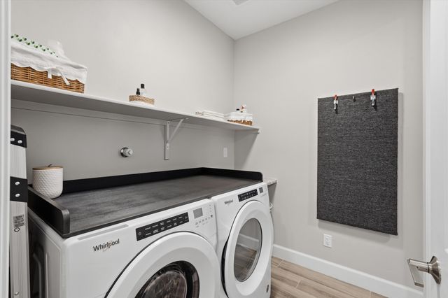 4025 Windy Road NE, Rio Rancho, NM 87144