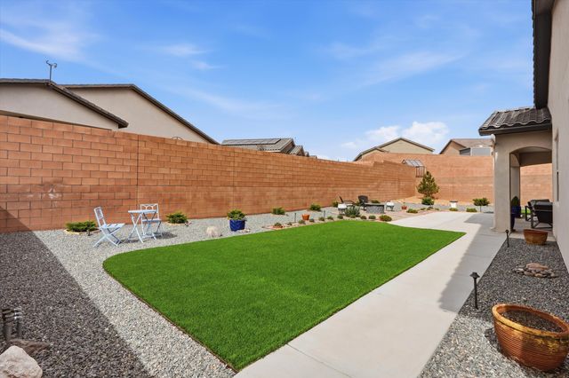 4025 Windy Road NE, Rio Rancho, NM 87144