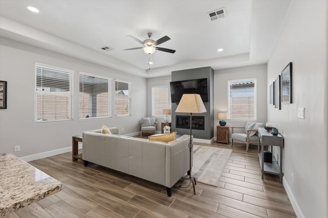 4025 Windy Road NE, Rio Rancho, NM 87144