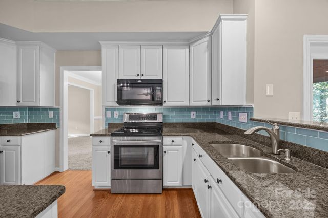 4402 Poplar Grove Drive, Charlotte, NC 28269