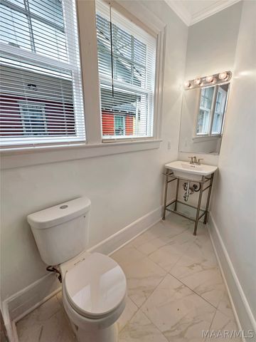 445 Earl Place, Montgomery, AL 36104