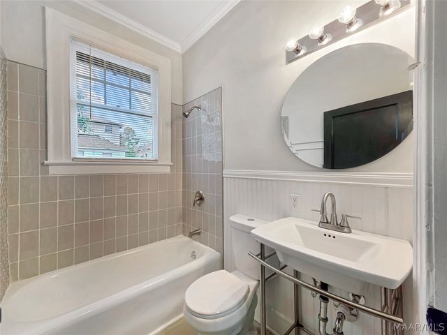 445 Earl Place, Montgomery, AL 36104