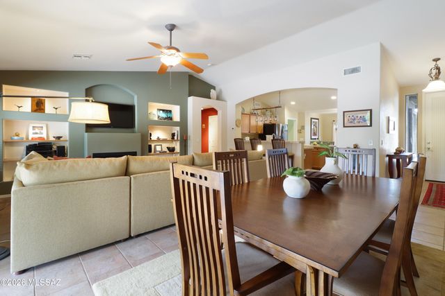 2328 E Desert Pueblo Pass, Green Valley, AZ 85614