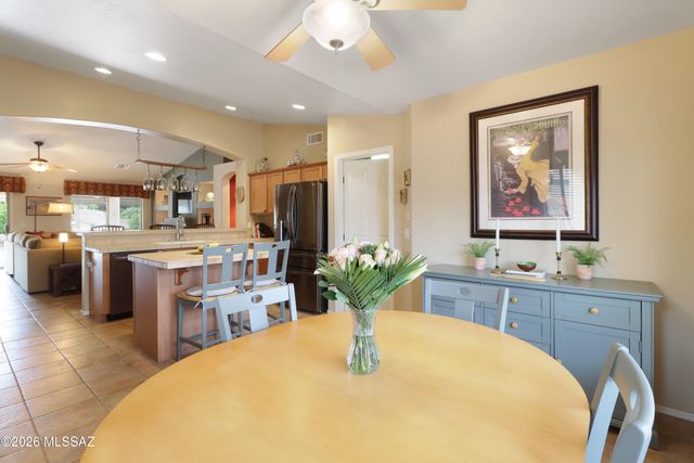 2328 E Desert Pueblo Pass, Green Valley, AZ 85614