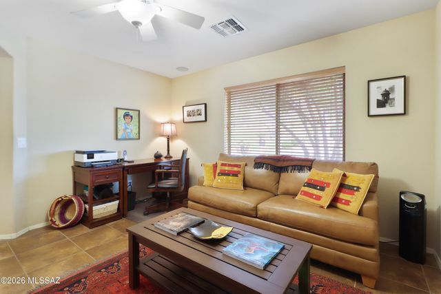 2328 E Desert Pueblo Pass, Green Valley, AZ 85614